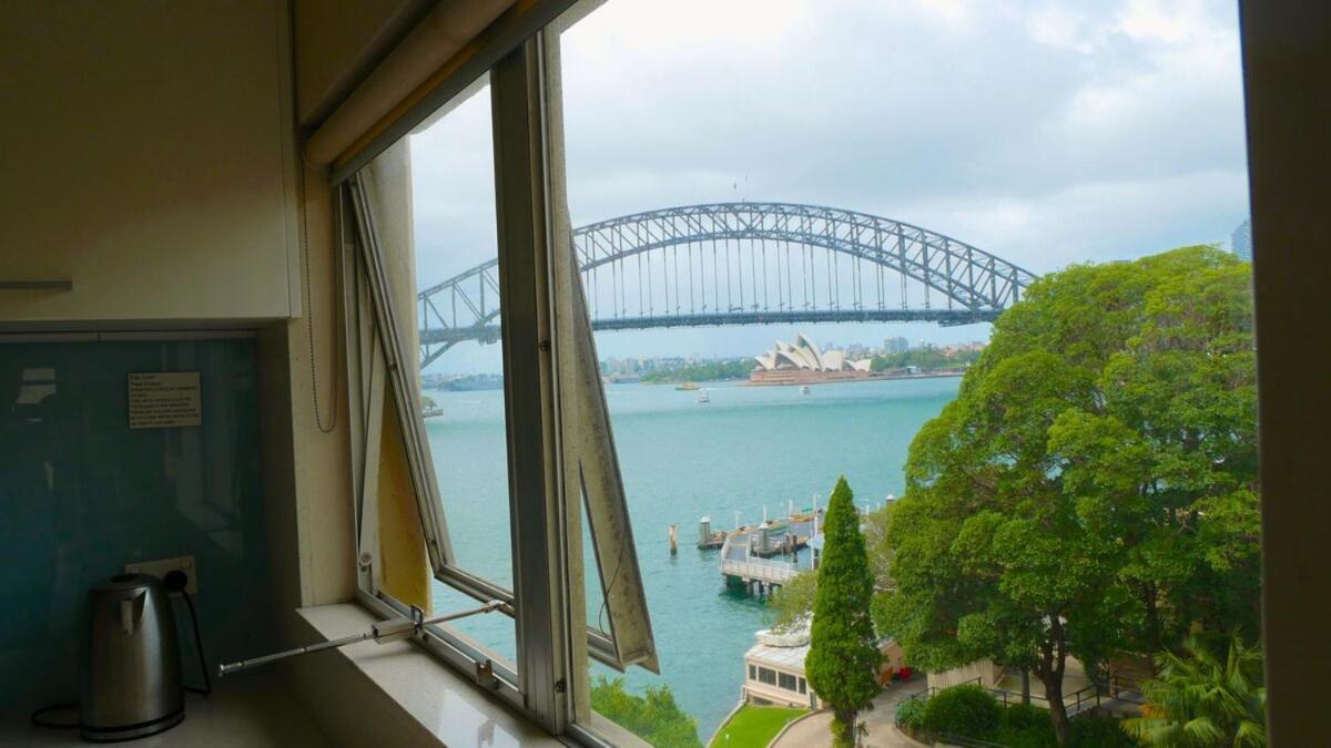 The Landmark Waterfront Paradise Apartment Sydney